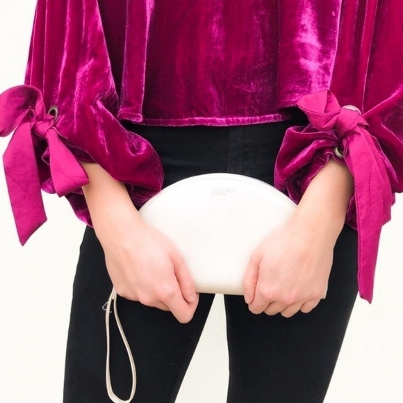 SUMMER & ROSE Luna Wristlet Clutch Wallet, Champagne Shimmer - Picture 2 of 11